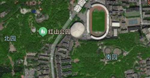 乌市红山公园还有南园,在红山体育馆南面,里面有电视塔