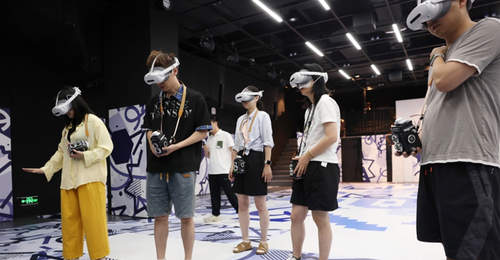 来上海音乐厅赴多元文化之约 XR沉浸冒险音乐午茶文创好逛不停