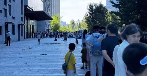 杭州省博圆明园兽首特展引爆周末!两万观众挤爆展馆 现场限流还要挤着见国宝
