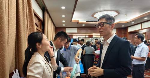 2026魅力中国广东系列活动巴新站启幕 广货行天下展台多元展品邀海外观众亲身体验