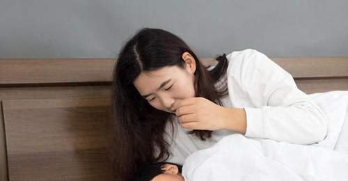 孩子分房后遇这几个关键期，爸妈别硬分，允许娃回来同睡收获满满体验