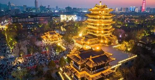 来济南超然楼参与光影盛宴 8月3日起一同在19:30共赴灯光之约