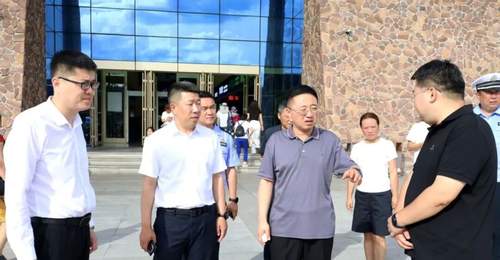 梁巍赴景区调研 靠前部署文旅客流高峰应对强化多元体验保障