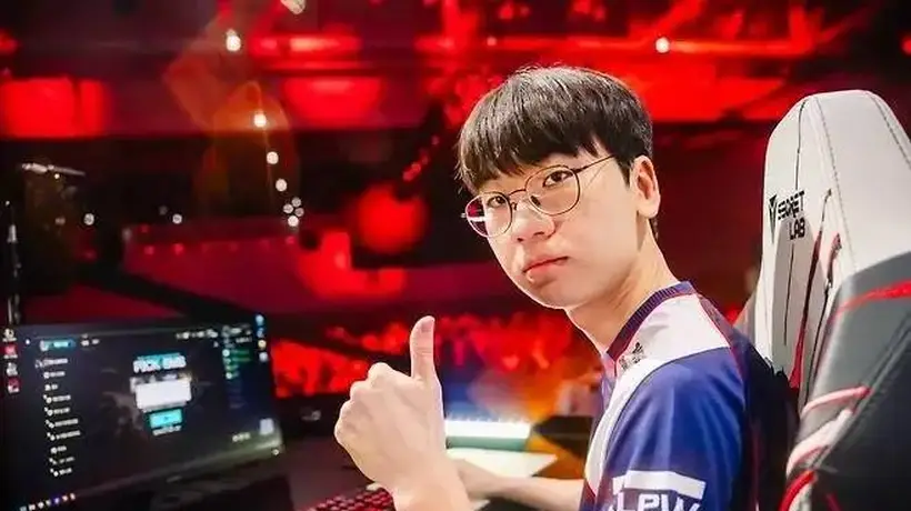 韩国网友热议T1横扫TL晋级MSI淘汰赛:Doran打得好棒,谢谢你,陈泽斌!