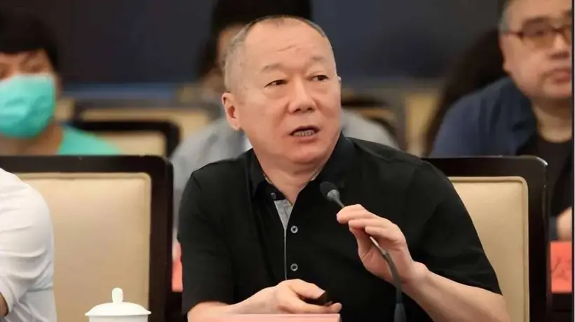肖鹰教授,恐怕要黯然收场