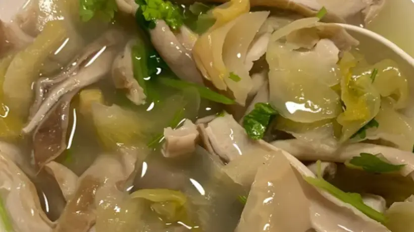 潮汕咸菜猪肚汤:酸甜鲜香,熨帖三餐