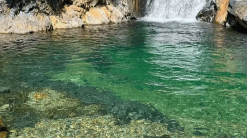 通城深山藏小众飞瀑秘境 邀你淌溪探洞享满谷清凉治愈