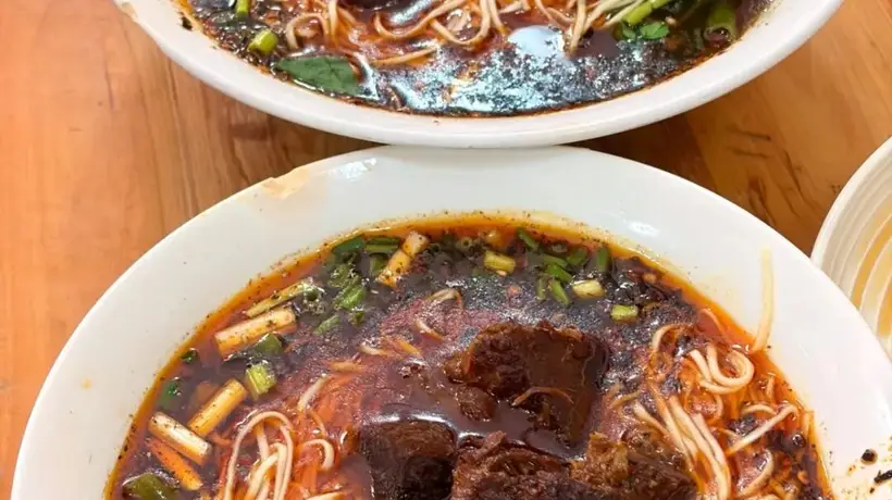 跟着省运游内江|甜城的晨光,从一碗鲜香牛肉面开始