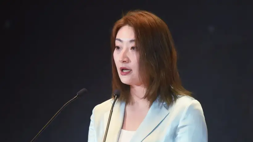 杜建英参与成立新公司引关注 宗馥莉相关资产保全及上诉结果受多方面关切