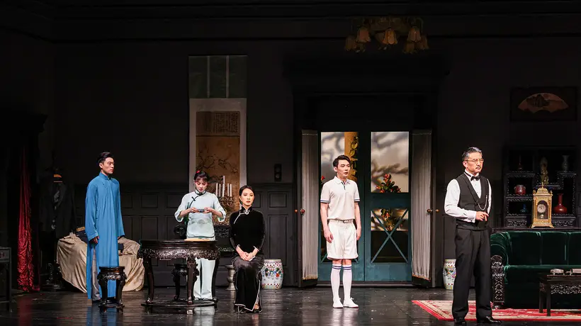 现场屏息静候 北京人艺复排《雷雨》首演带你再品经典话剧魅力