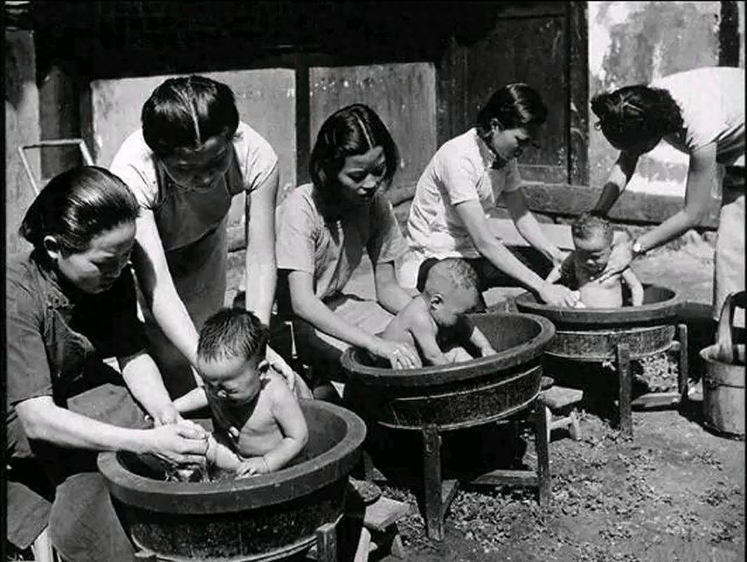 中国10亿人要搞计划生育，14亿人口却鼓励生三胎，这是为何？