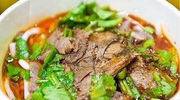 兴义羊肉粉:贵州美食的独特名片