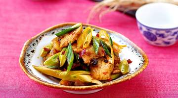 与回锅肉并称姊妹花的川味家常菜:生爆盐煎肉
