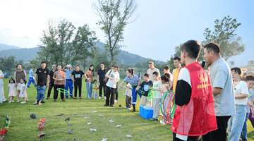 百余家庭暑期遛娃“拔草”忙 浙江苍南开启乡村深度游新体验