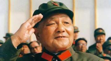 毛泽东去世之后,最终为何是邓小平胜任?有两个重要原因
