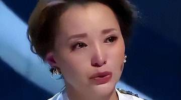 母亲去世、老公失联,董卿做梦也想不到,如今儿子竟成自己的救赎