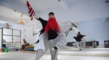 三伏天里学京剧 长春萌娃在国粹课堂热辣过假期