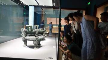 逛夏商周礼乐特展 辽宁博物馆里感受河洛文化魅力