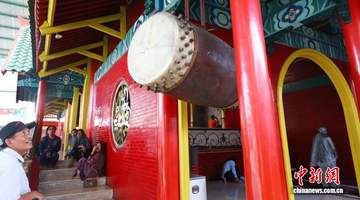午后走进印尼泗水郑和清真寺 参与感受多元文明交融的独特氛围