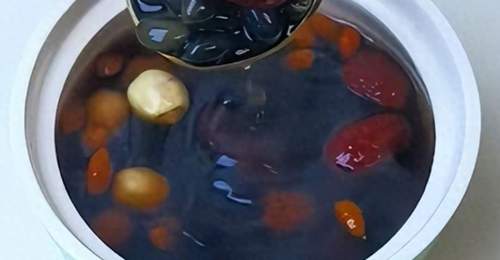 黑豆天然降火!这样搭配煮水喝,清热、消食、强免疫