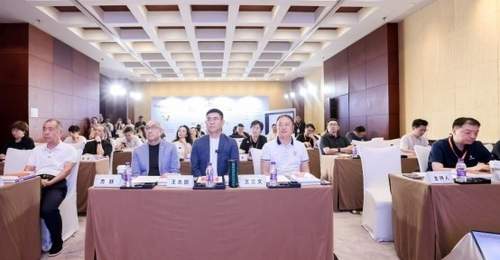 政企学协同发力,酷开AIOS硅基管理拓宽企业AI落地路径