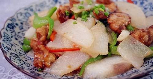 精选18款菜肴分享，常见食材家常美味，选几道做给家人一起品尝吧