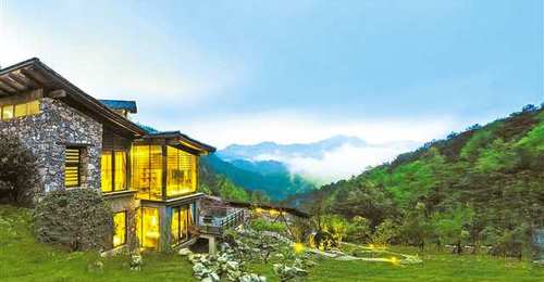 石旮旯里长出“世界最佳旅游乡村”