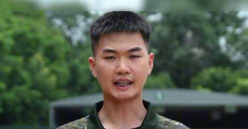 走进军校课堂丨军校教员教你擒敌术