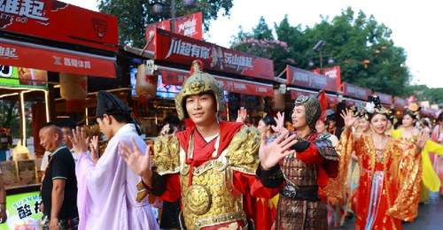 唐风雅韵汇苏稽 乐山解锁夏日夜游新体验