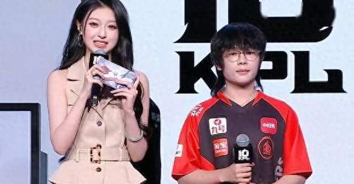 AG极限翻盘击败JDG,JDG空Ban选六耳让人看不懂,哪来的自信