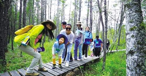 根河夏日入画来:生态康养与民俗体验共绘“中国冷极”新画卷