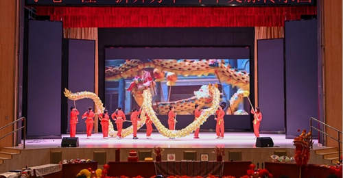 潼南非遗国际课堂:中外青年共舞龙狮·书法交流