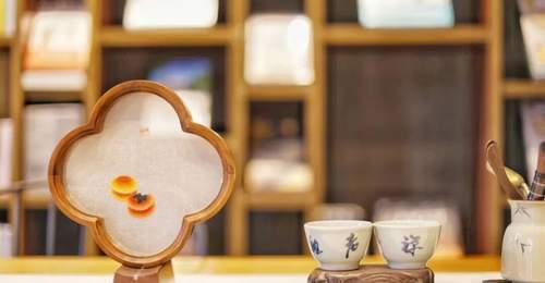 逛朱家角新华书店赴江南美学之约 沉浸式参与书香消夏活动