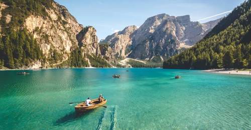 暑假赴约环球旅行 这些书单带你沉浸式解锁多元异国风光