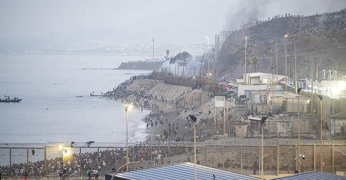 西班牙休达非法移民越境事件致72人罹难 当地正强化边境管控推进遣返