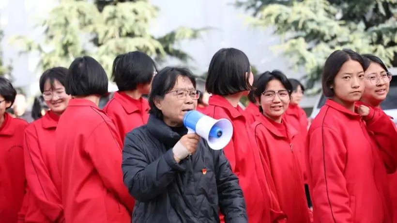 华坪女高“2026高考成绩单”出炉:152名山区女孩全员上线,本科过线率达94.3%
