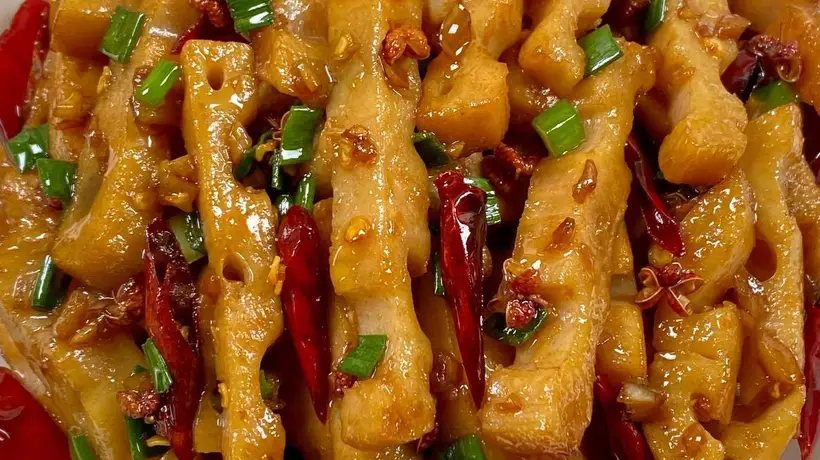 酸辣藕丝怎么做才脆爽?秘诀全在这里!