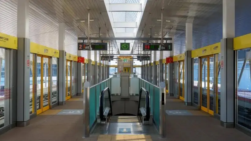 逛东京丰洲市场别忘了打卡 这个能瞅见东京湾和东京塔的小众特别车站