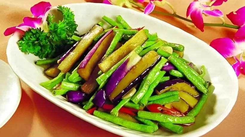 茄子豇豆小炒:简单快手家常菜