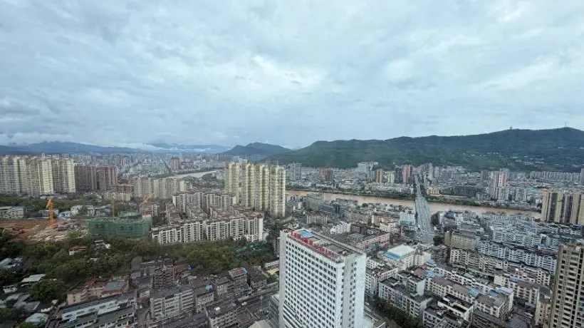 被商业化裹挟的景区正渐失本真 多元参与式自然旅游体验何时回归