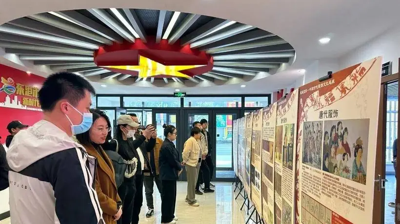 这个暑假辽宁文化场馆变身夜间乐园吸引众多游客