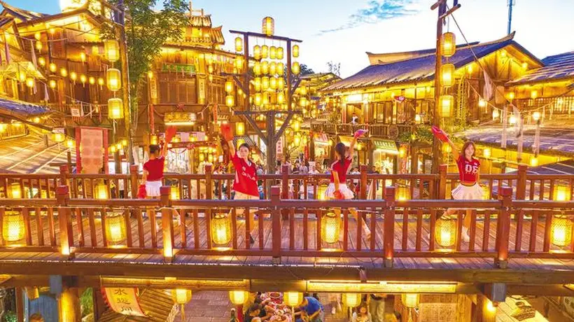 来江夏里赴烟火夜宴 解锁夏夜码头多元趣体验