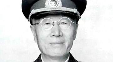 开国中将万毅说:庐山会议有两个谣传,需要澄清一下