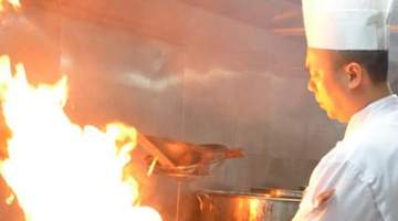 赣胖涞江西小炒北京店:多元参与体验下凭源头风味与标准化运营站稳脚跟