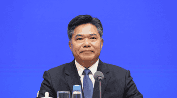 商务部副部长盛秋平，调任江西省委常委、南昌市委书记