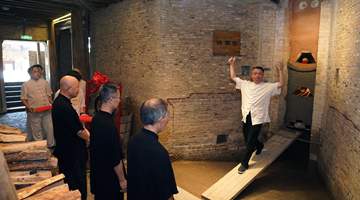 世遗新地标上线暑期研学热 广式游客赴景德镇制陶乐享、驾舟观鸟嗨玩