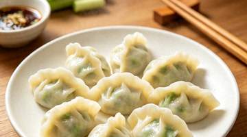 三伏天吃啥馅饺子?试试这两款鲜嫩多汁的,清热还解馋 参与调馅更有乐趣哦