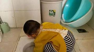 3岁前爱提问爱折腾的娃别嫌麻烦 家长做好这三点帮娃把潜力变实力