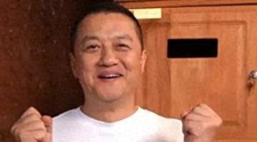 李亚鹏捐99999元给胡心瑶 多元参与的慈善热议引关注