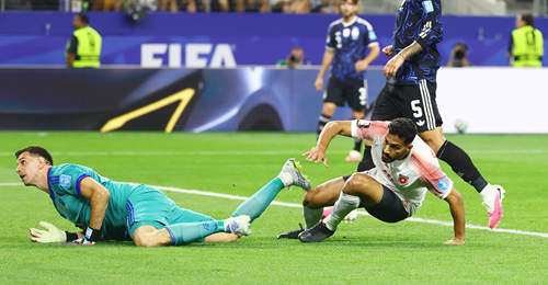 世界杯-3战全胜!洛塞尔索任意球破门劳塔罗点射 阿根廷3-1约旦